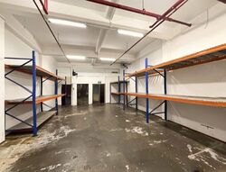 POH LENG INDUSTRIAL BUILDING (D12), Factory #586023551